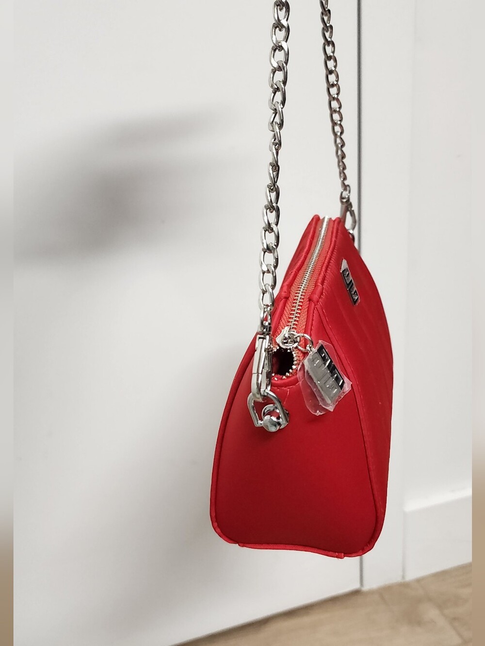 Givenchy Iconic Red Clutch Satin, Quilted-Look Bag With Silver Chain Strap - Picture 4 of 6